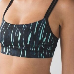 🍋🍋Lululemon Straight Up Bras